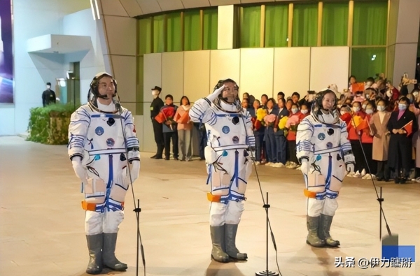 须要吃避孕药为什么会有这样的情况出现？pg电子模拟器试玩去太空的女航天员必(图12)