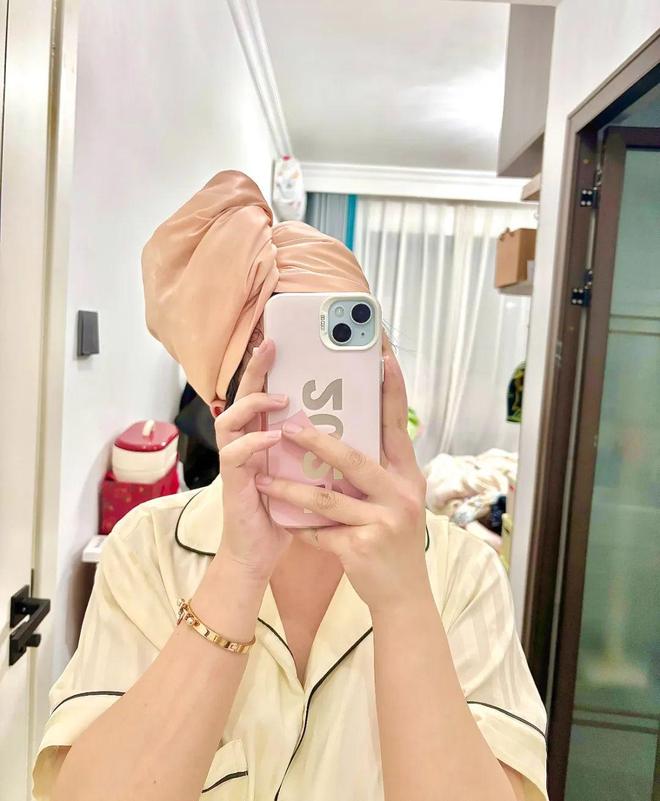 吹干好？10分钟轻松养成女明星「绸缎发」pg电子模拟器免费试玩洗完头自然风干还是(图11)